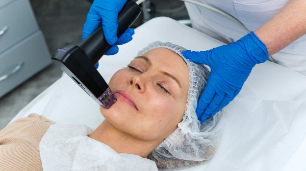 Микроигольчатый RF-лифтинг